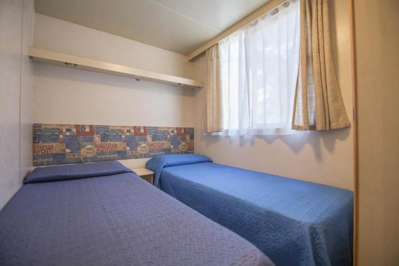 Campsite Campeggio Villaggio Sos Flores Tortoli